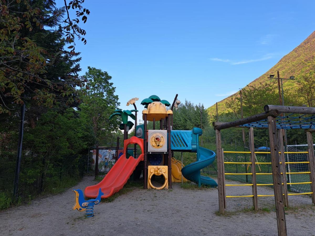 Chalet Lake Lugano, Vienna 18 Villa ปอร์เลซซา ภายนอก รูปภาพ